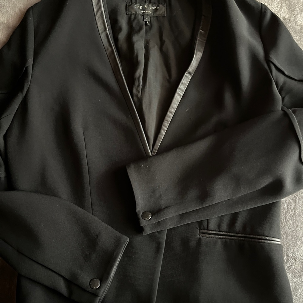 Rag & Bone Black Blazer with Structured Shoulders